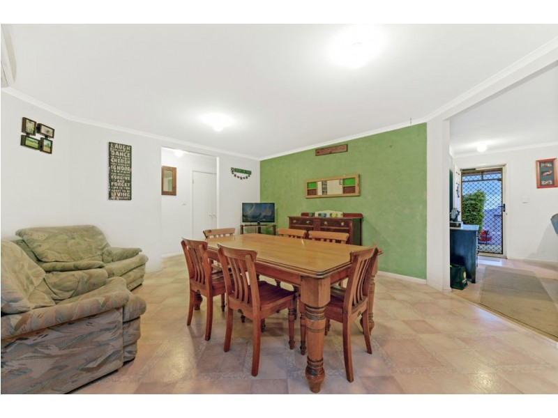 8 Spencer Street, Harristown QLD 4350