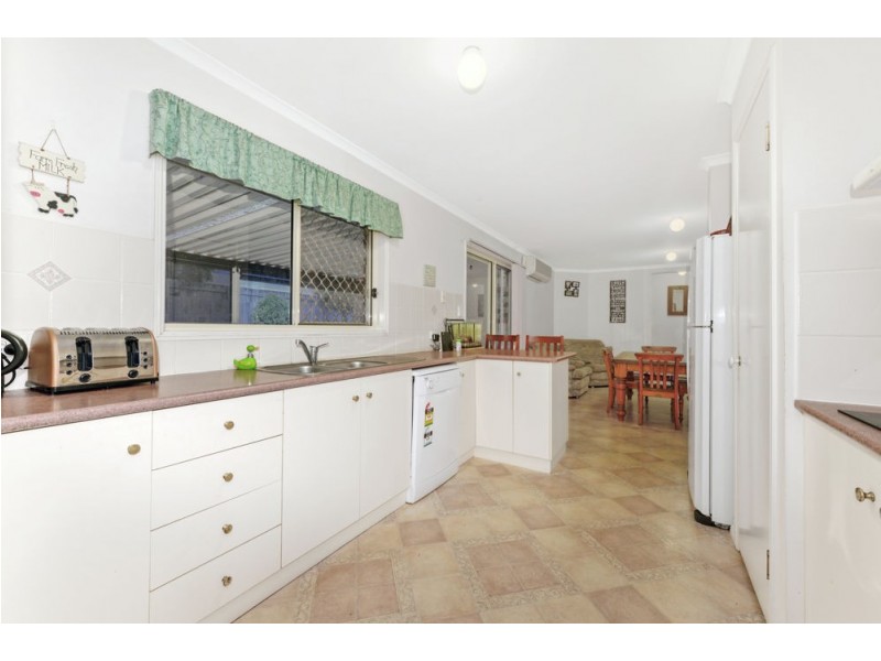 8 Spencer Street, Harristown QLD 4350