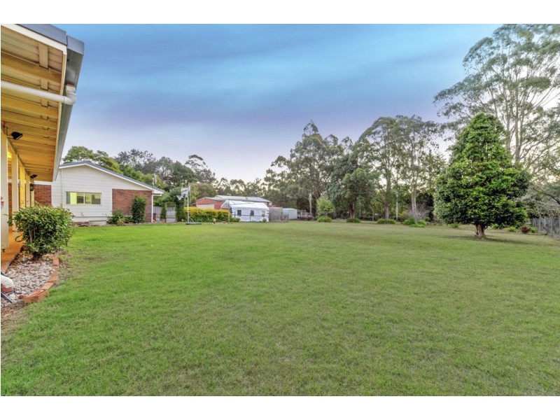 8 Gladswood Drive, Highfields QLD 4352