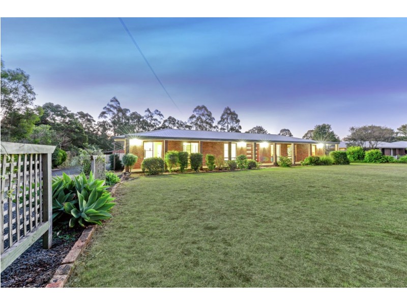 8 Gladswood Drive, Highfields QLD 4352