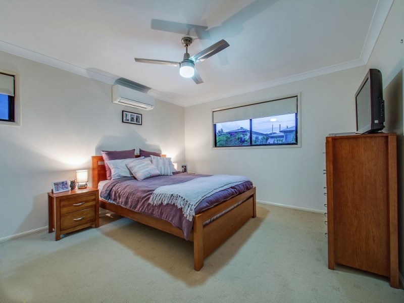 2/9 Curwen Terrace, Chermside QLD 4032