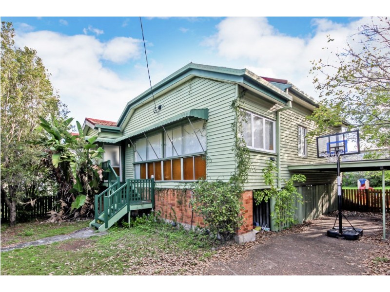 76 Nudgee Road, Hamilton QLD 4007