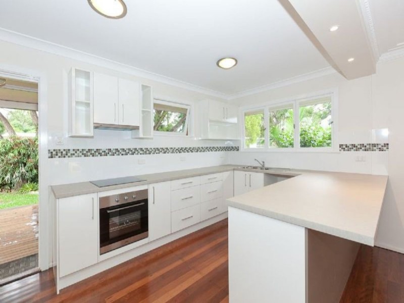 84 Hendren Street, Carina QLD 4152