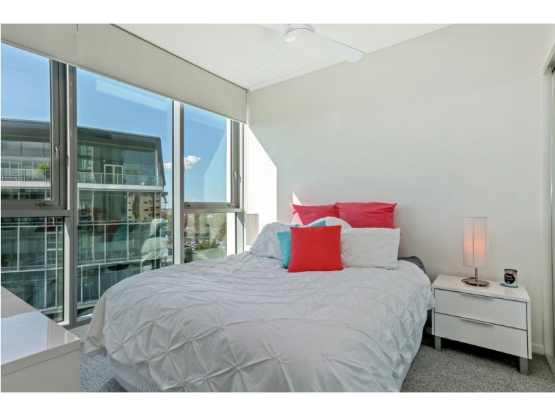 30506/2 Harbour Road, Hamilton QLD 4007