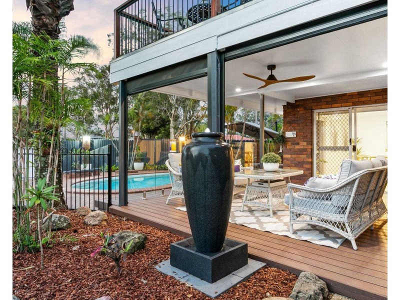 1 Courageous Court, Newport QLD 4020