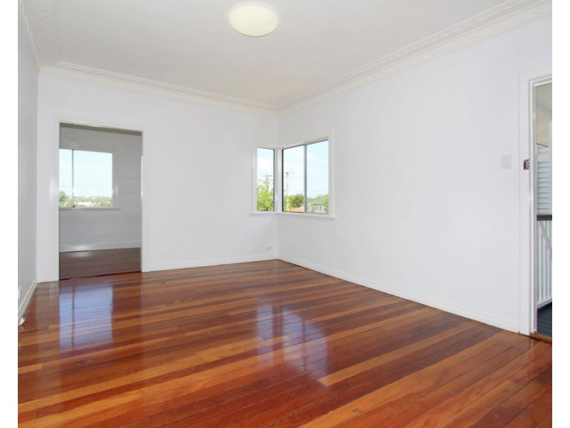 53 MacNaughton Street, Stafford QLD 4053