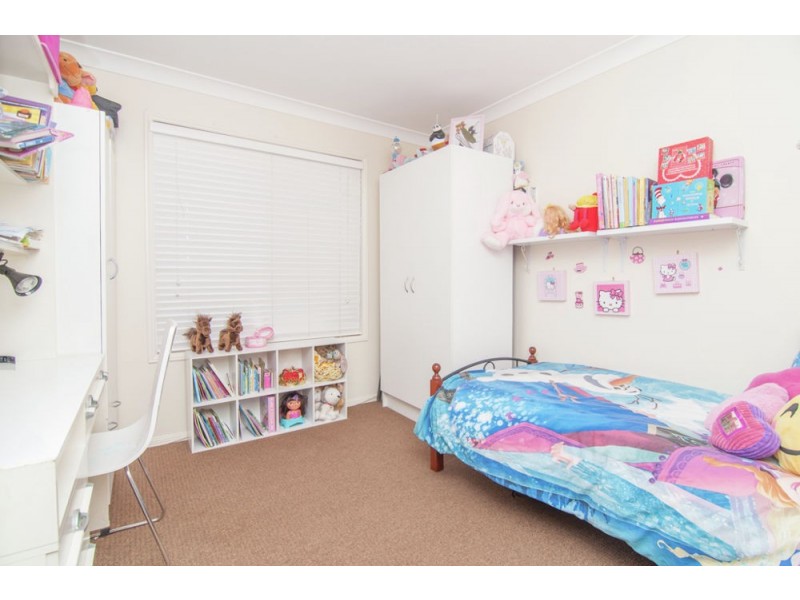 34 Kurrajong Drive, Warner QLD 4500