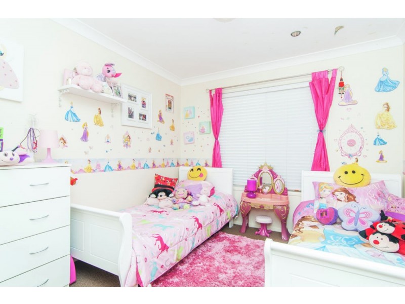 34 Kurrajong Drive, Warner QLD 4500