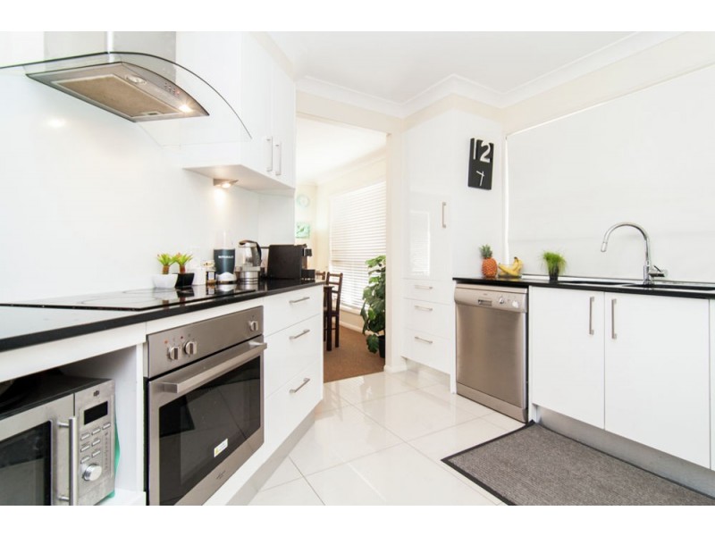 34 Kurrajong Drive, Warner QLD 4500