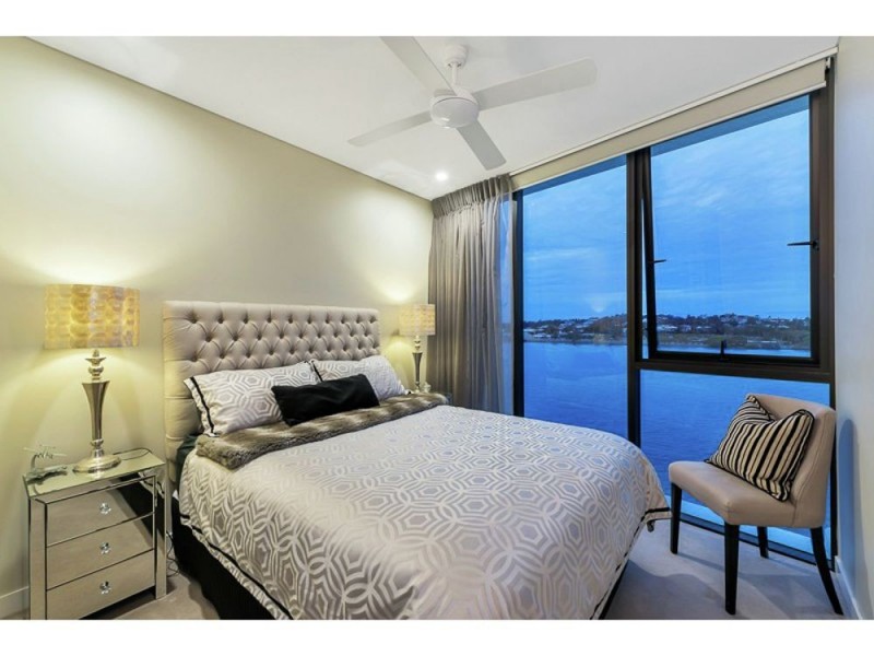 20404/37D Harbour Road, Hamilton QLD 4007