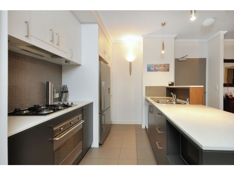 857/43 Hercules Street, Hamilton QLD 4007