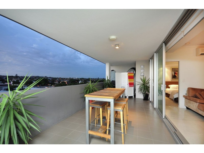 857/43 Hercules Street, Hamilton QLD 4007