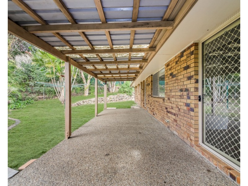 28 Tetragona Drive, Arana Hills QLD 4054