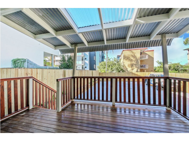 411 Sandgate Road, Albion QLD 4010