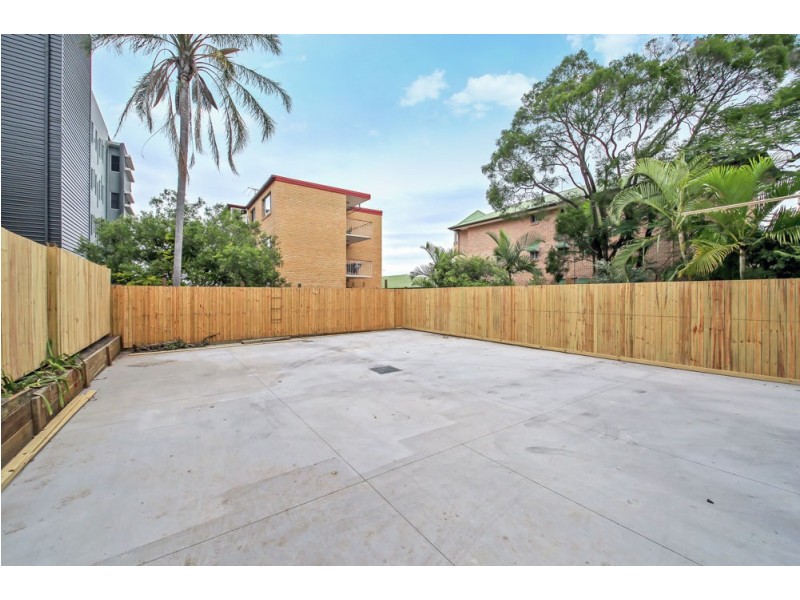 411 Sandgate Road, Albion QLD 4010