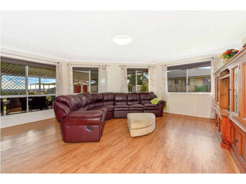 75 Highland Park Road, Meringandan West QLD 4352