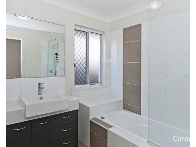 64 Ascot Cres, Kallangur QLD 4503