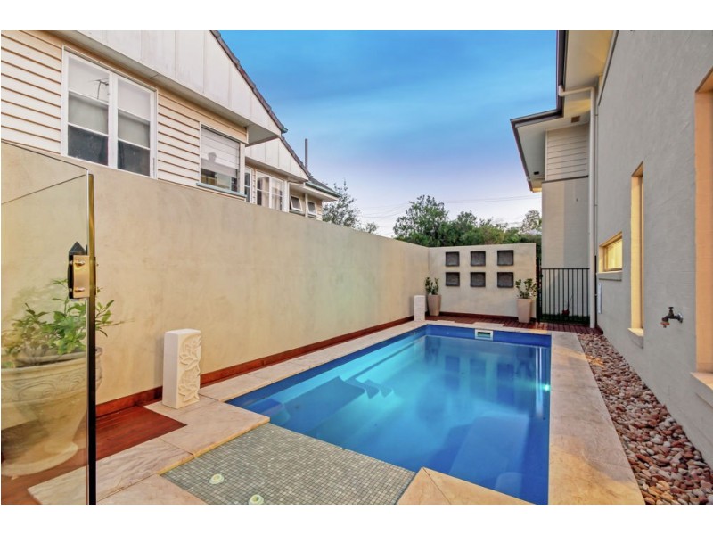 19 White Street, Wavell Heights QLD 4012