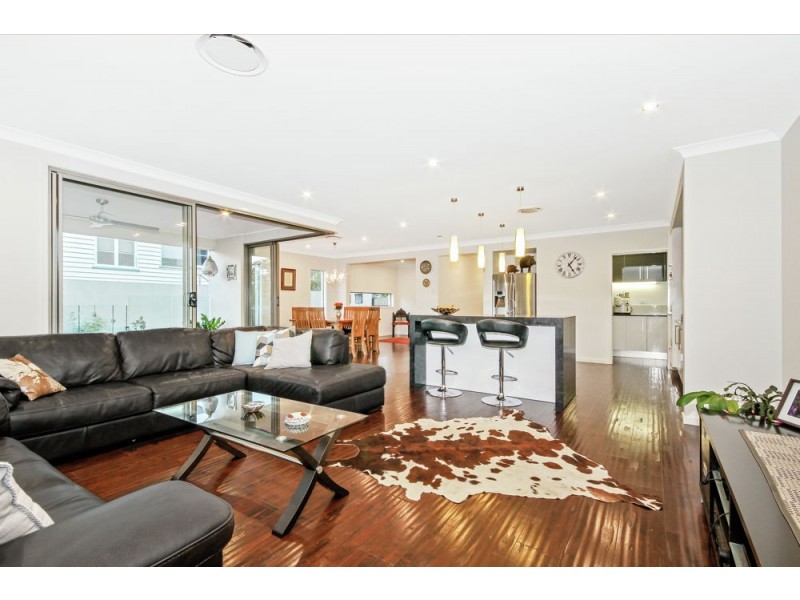 19 White Street, Wavell Heights QLD 4012