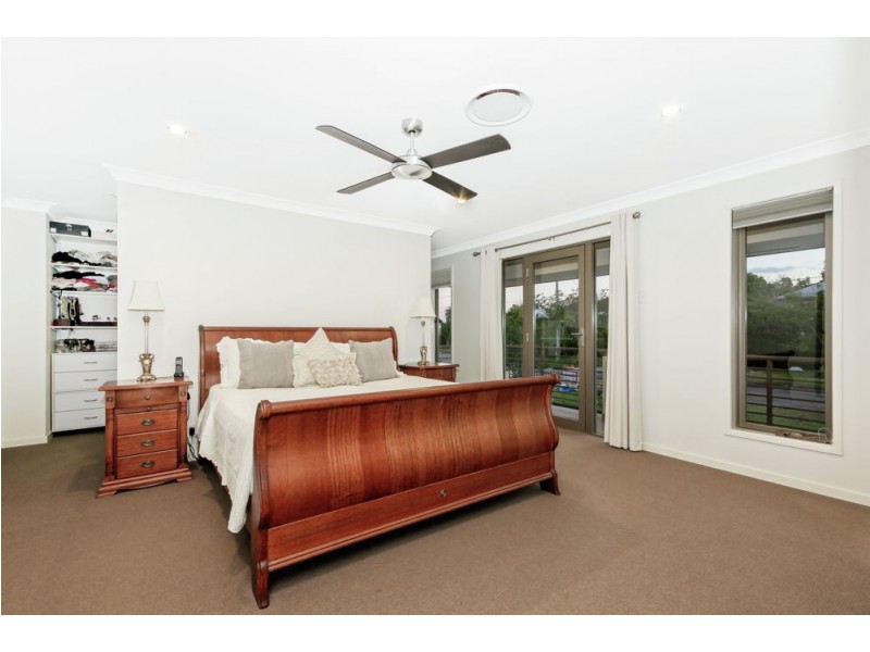 19 White Street, Wavell Heights QLD 4012