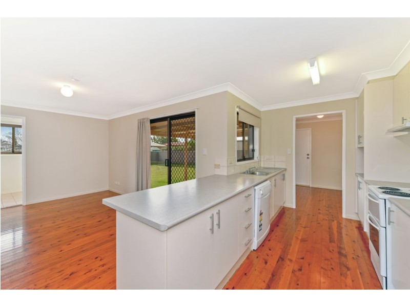 11 Black Court, Wilsonton QLD 4350