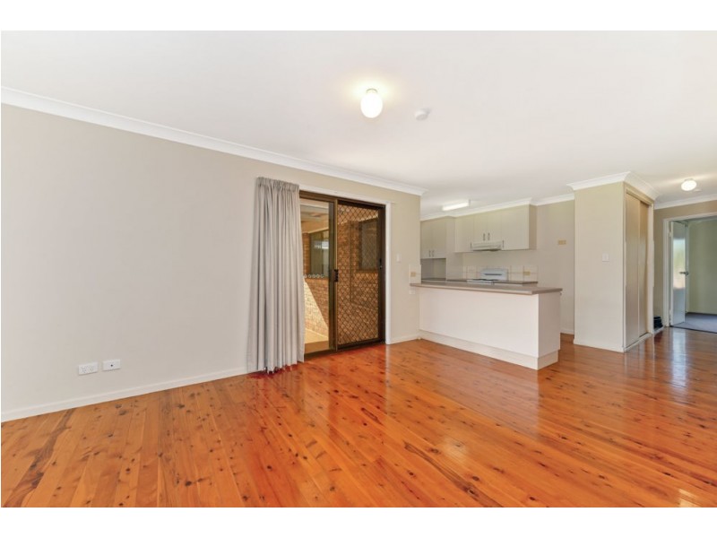 11 Black Court, Wilsonton QLD 4350