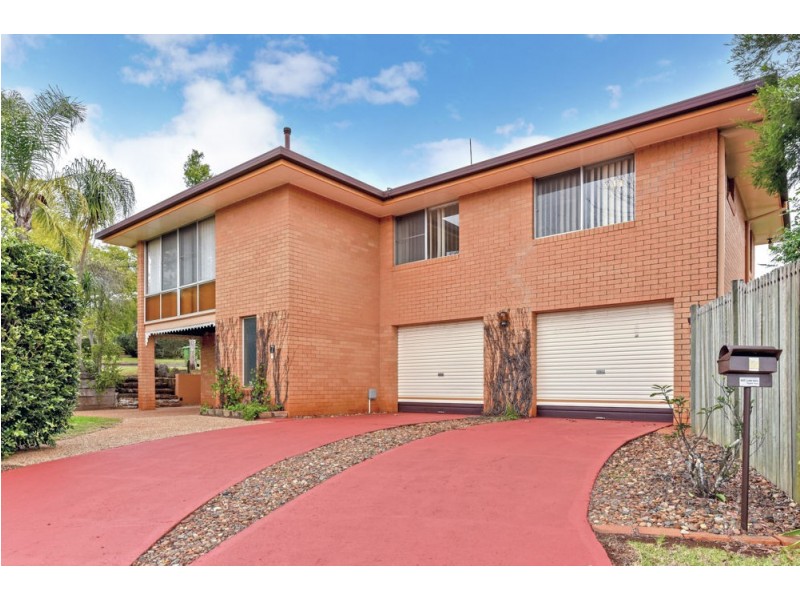 7 Skehan Street, Centenary Heights QLD 4350