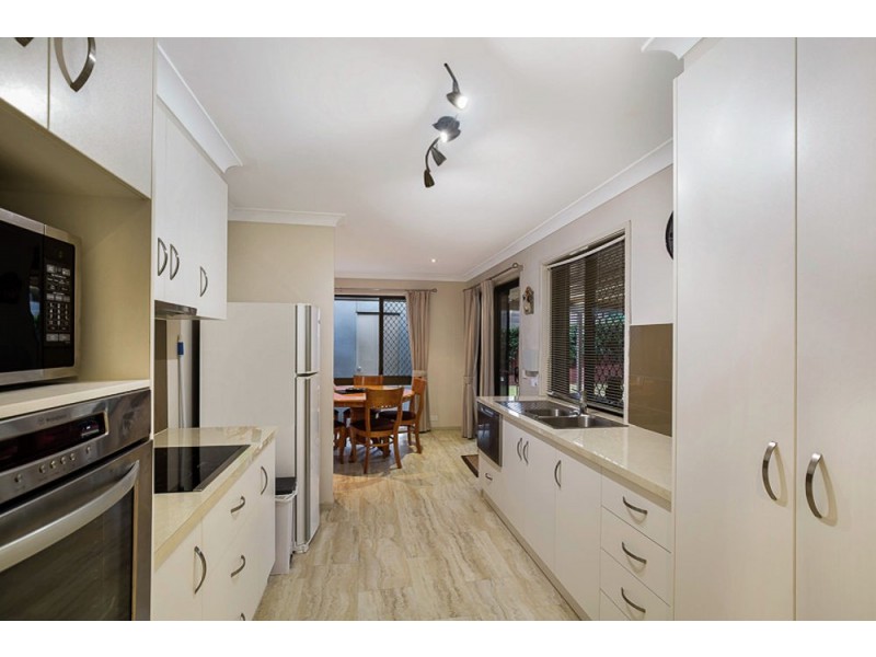 10 Raferty Street, Centenary Heights QLD 4350