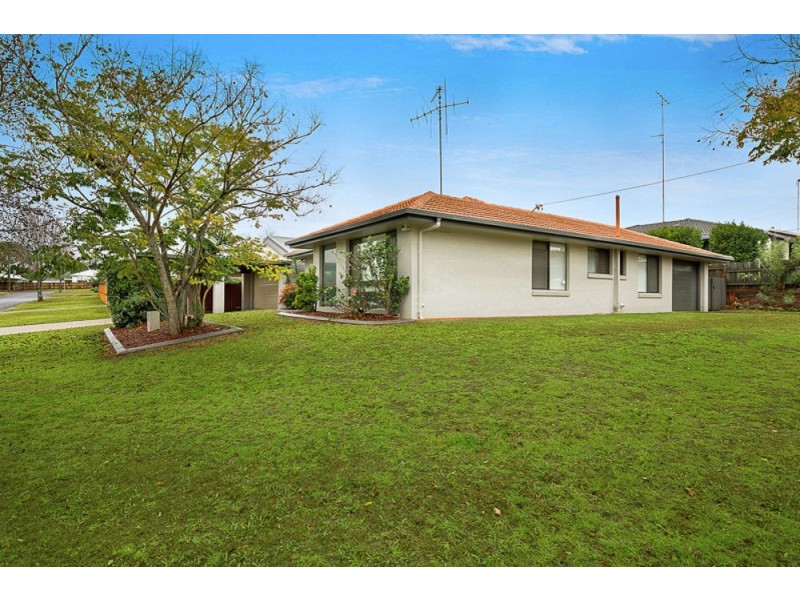 10 Raferty Street, Centenary Heights QLD 4350