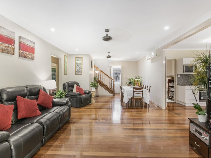 126 Bapaume Road, Holland Park West QLD 4121