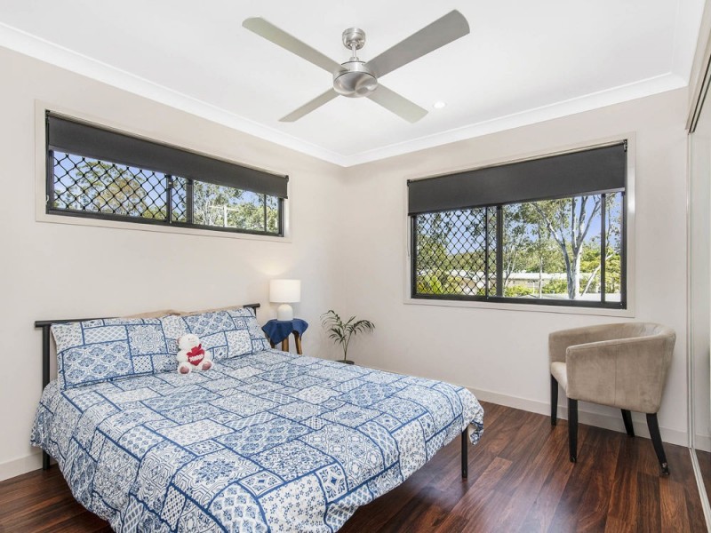 126 Bapaume Road, Holland Park West QLD 4121