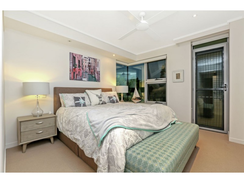 1102/118 Parkside Circuit, Hamilton QLD 4007