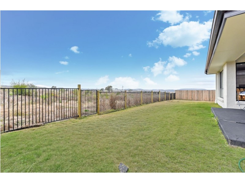 2 Kensei Street, Wyreema QLD 4352