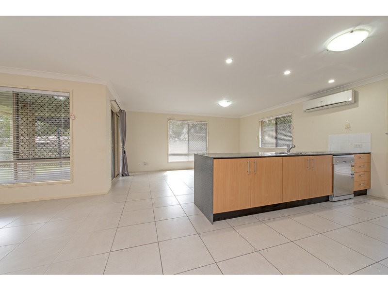 35 Sunset Drive, Glenvale QLD 4350