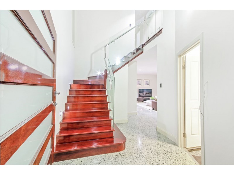 26 School Street, Hendra QLD 4011