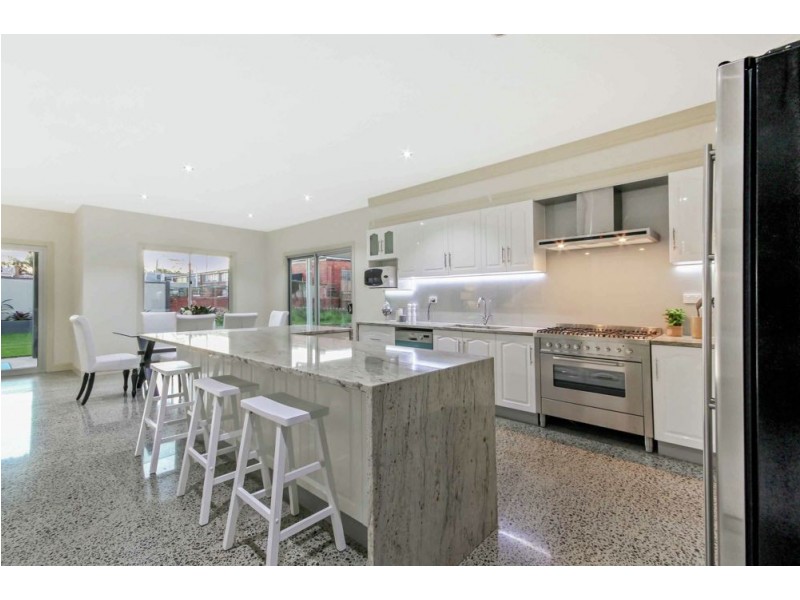 26 School Street, Hendra QLD 4011