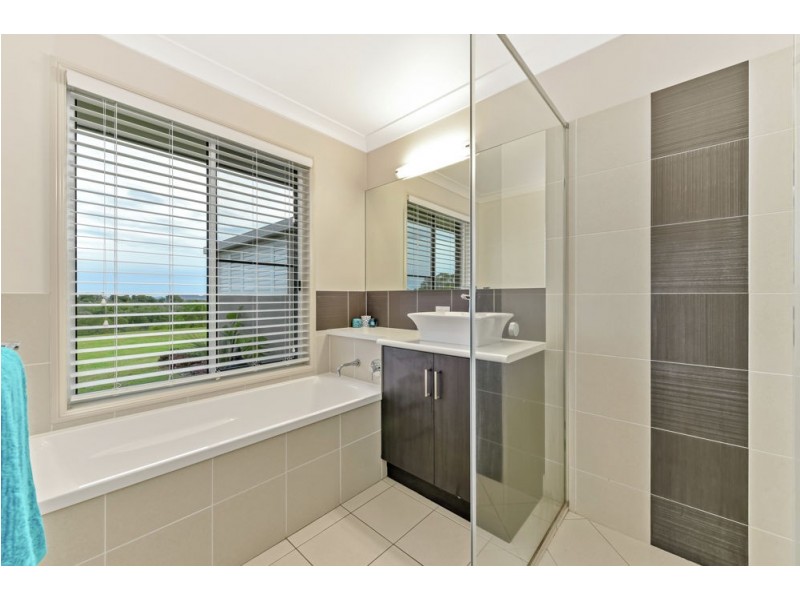 41 Federation Drive, Highfields QLD 4352