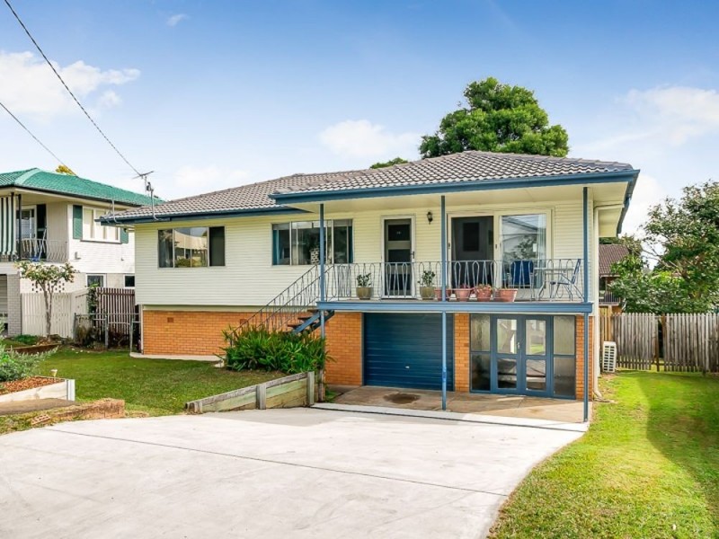 10 Kendrey Street, Stafford Heights QLD 4053