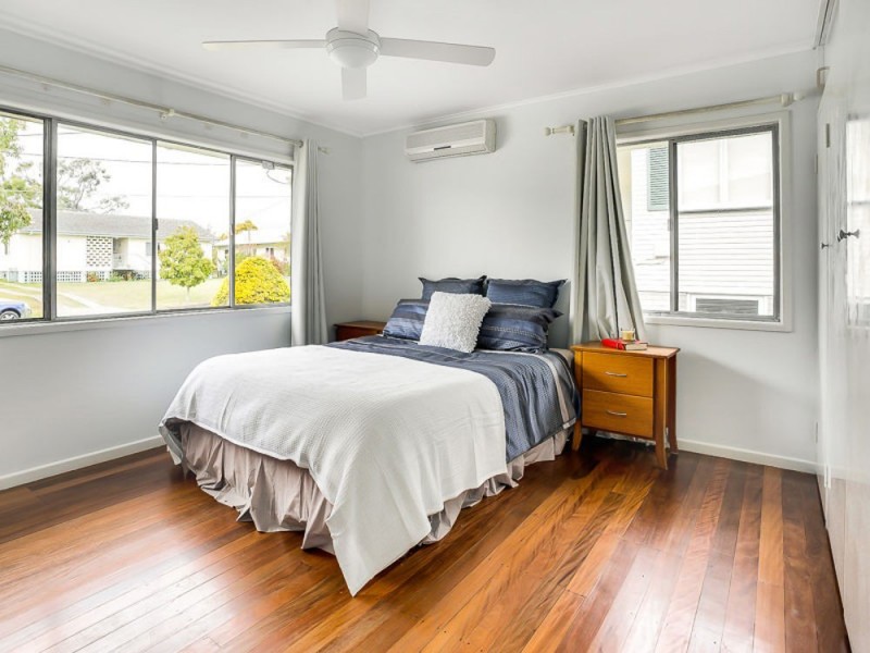 10 Kendrey Street, Stafford Heights QLD 4053