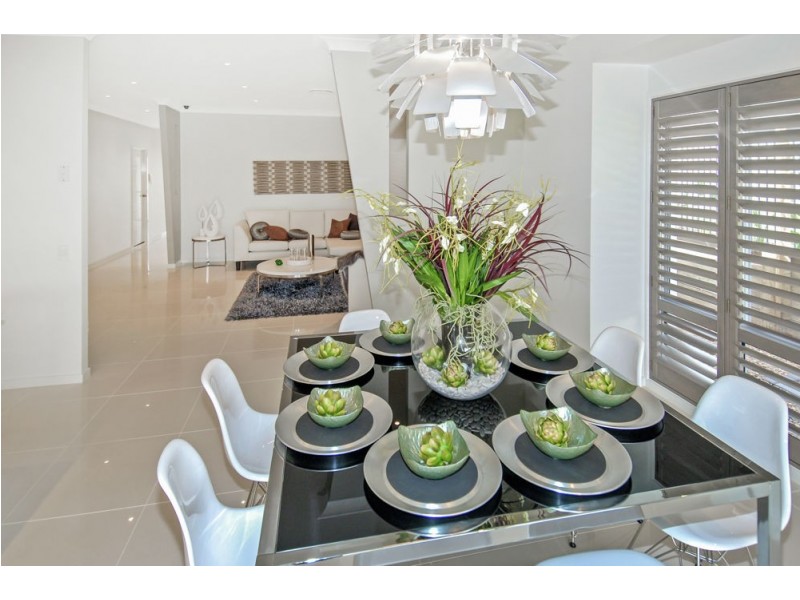2 Moloney Place, North Lakes QLD 4509