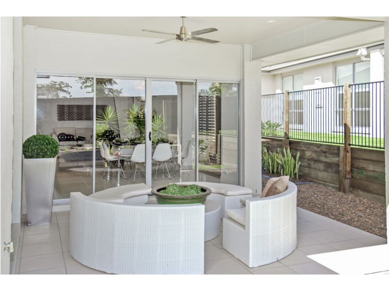2 Moloney Place, North Lakes QLD 4509