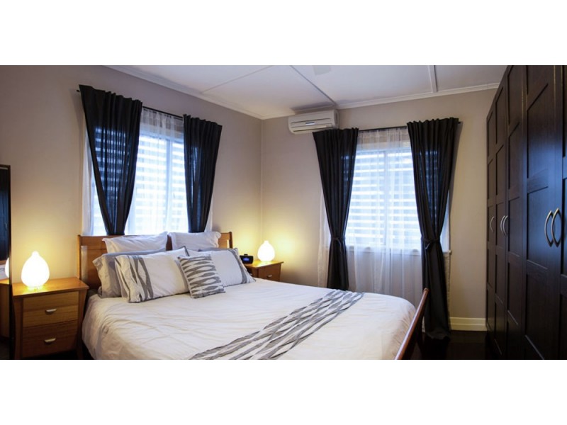 142 Waterworks Road, Ashgrove QLD 4060