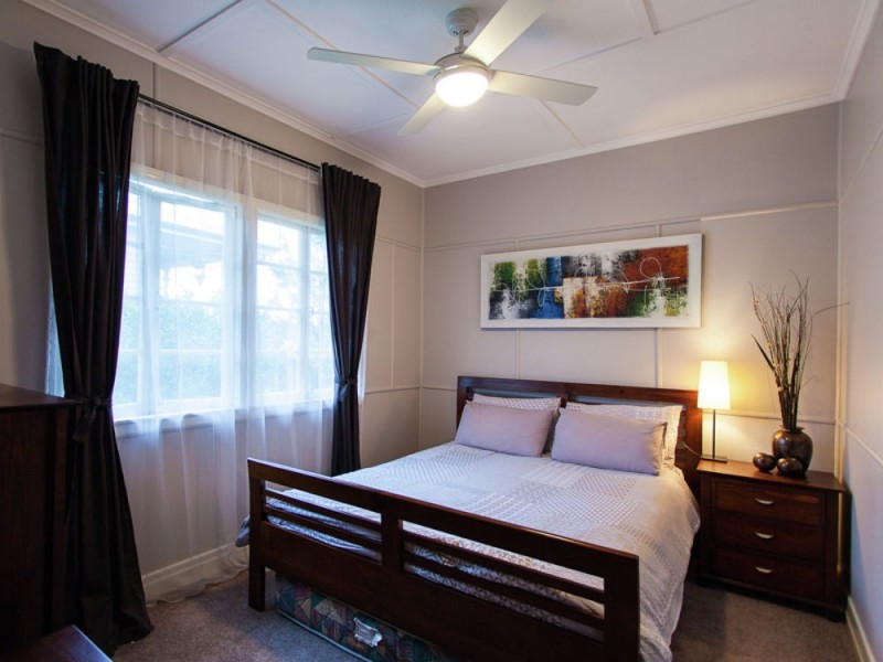 142 Waterworks Road, Ashgrove QLD 4060