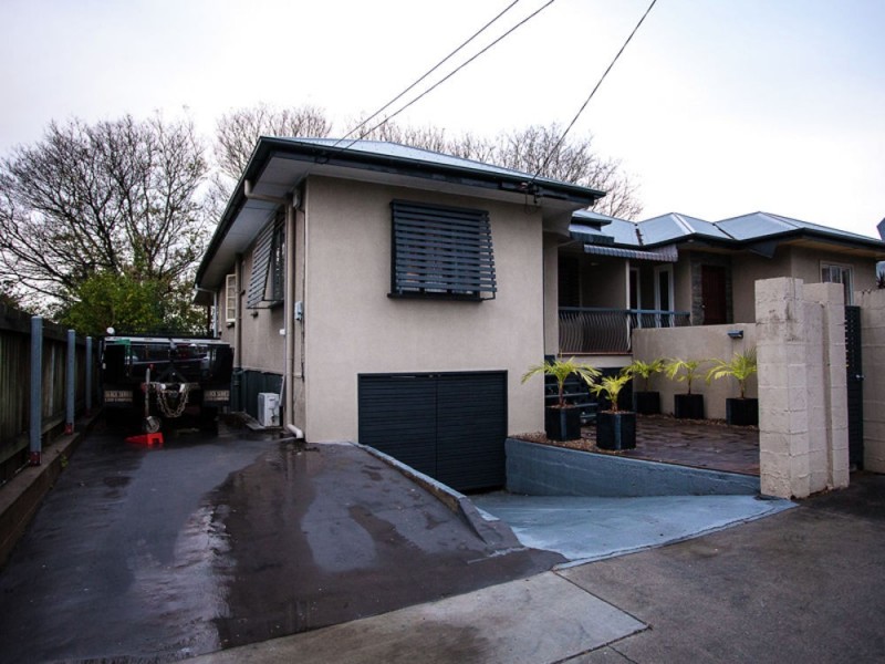 142 Waterworks Road, Ashgrove QLD 4060