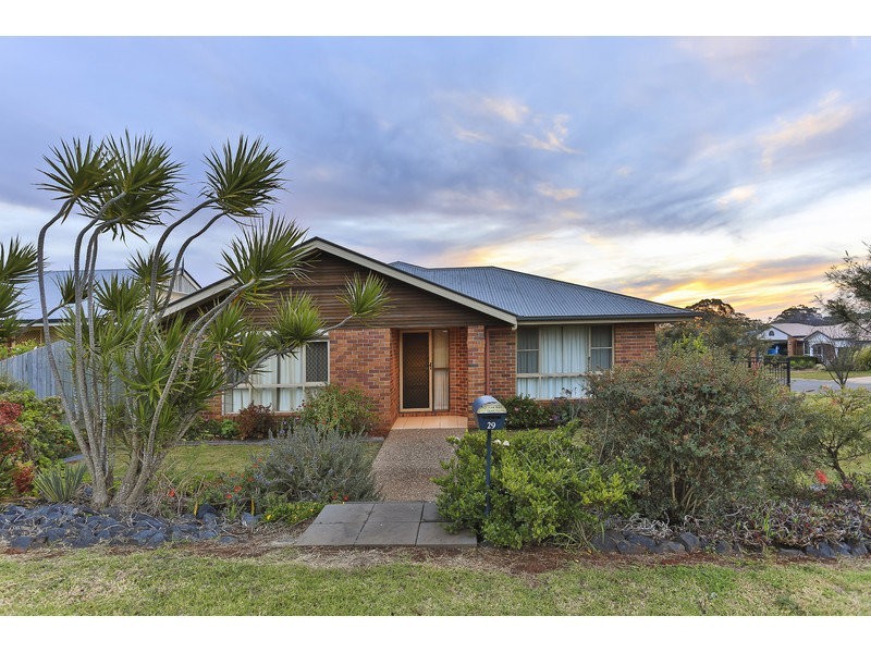 29 Hinchcliffe Drive, Kearneys Spring QLD 4350