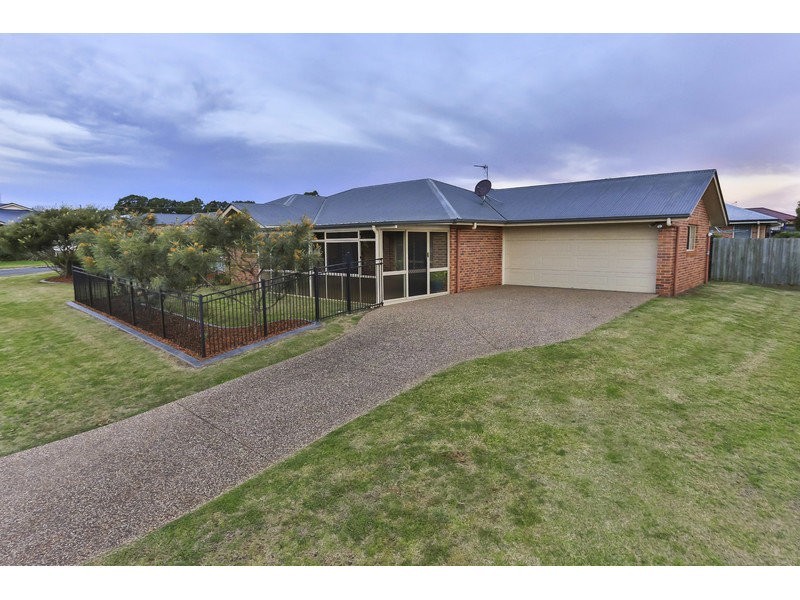 29 Hinchcliffe Drive, Kearneys Spring QLD 4350