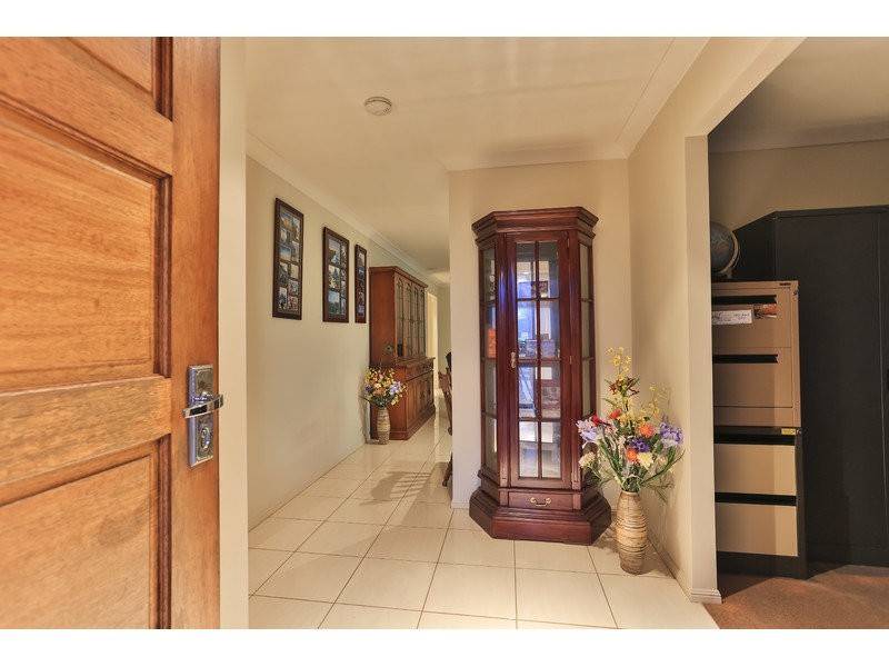 29 Hinchcliffe Drive, Kearneys Spring QLD 4350