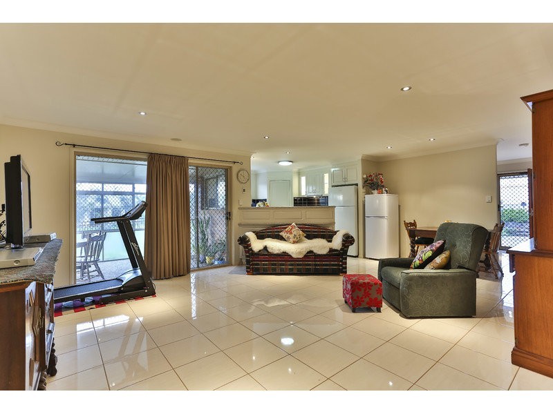 29 Hinchcliffe Drive, Kearneys Spring QLD 4350