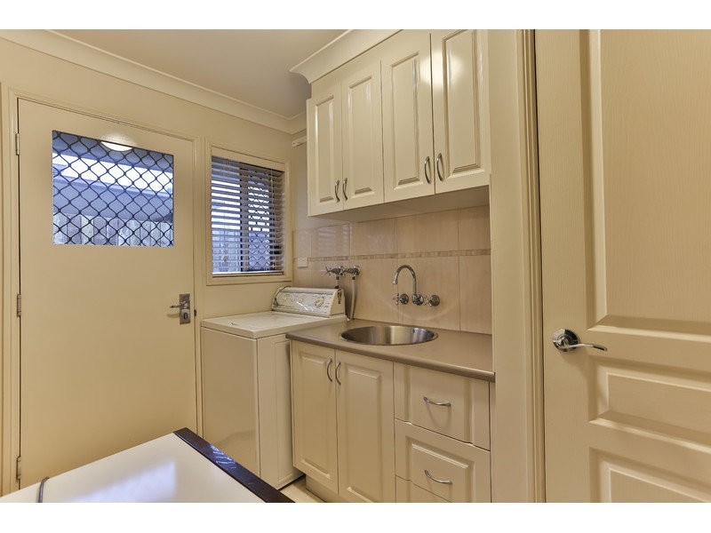 29 Hinchcliffe Drive, Kearneys Spring QLD 4350