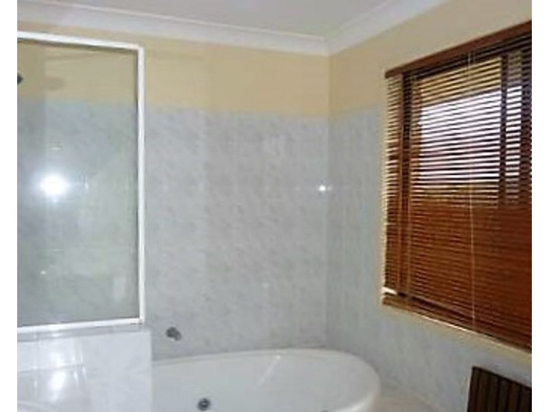 5 Willis Close, Keperra QLD 4054